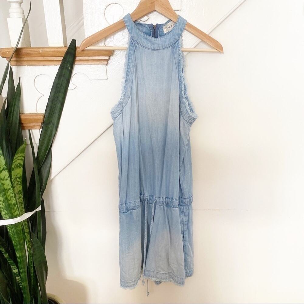 Cloth and stone chambray sleeveless romper sz S